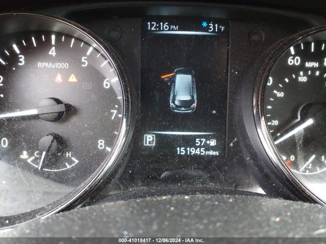 JN8AT2MV2HW002942 Nissan ROGUE SV