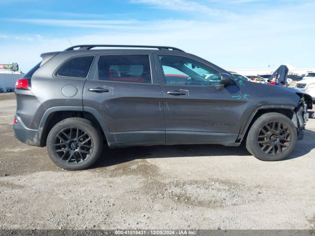 1C4PJLCS2EW313565 Jeep Cherokee Altitude