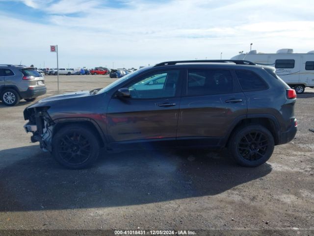 1C4PJLCS2EW313565 Jeep Cherokee Altitude