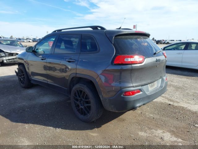 1C4PJLCS2EW313565 Jeep Cherokee Altitude