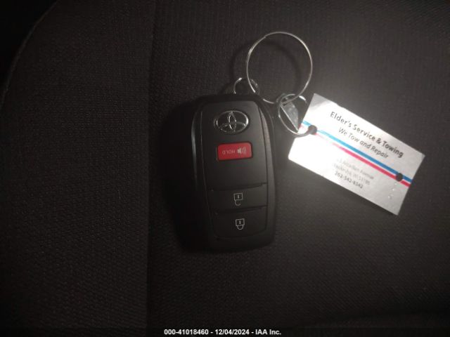 7MUCAABG8RV101801 Toyota Corolla Cross Le