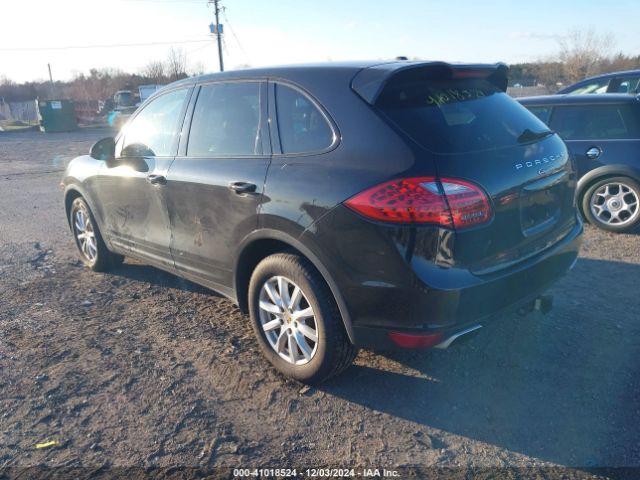 2012 PORSCHE CAYENNE WP1AA2A29CLA04370 Photo 2