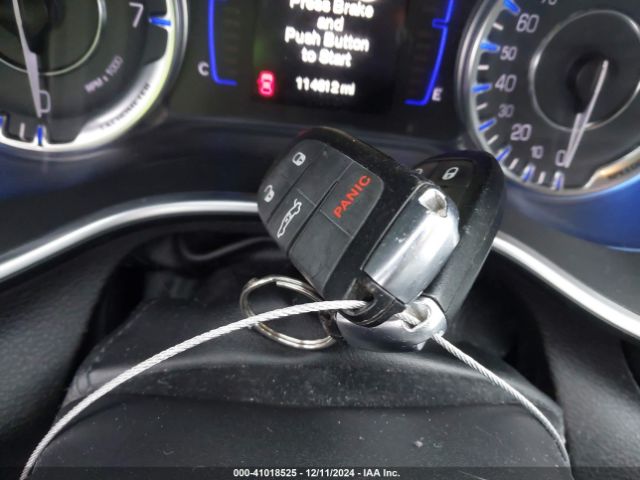 1C3CCCAB8FN681417 Chrysler 200 Limited