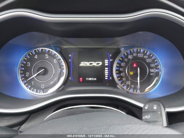 1C3CCCAB8FN681417 Chrysler 200 Limited