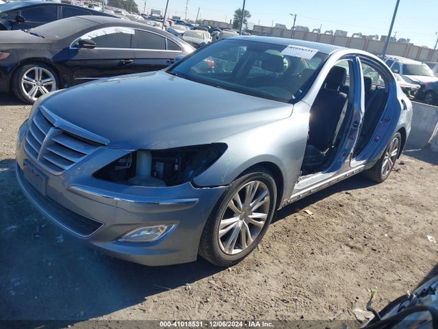 Hyundai Genesis 3.8 2014 KMHGC4DD0EU262316 Image 2