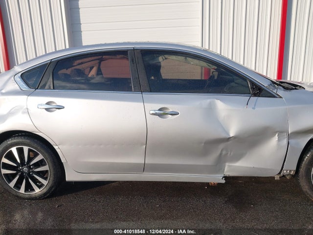 1N4AL3AP5JC264698 Nissan Altima 2.5 Sv