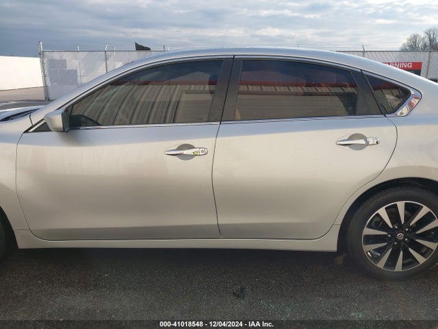 1N4AL3AP5JC264698 Nissan Altima 2.5 Sv