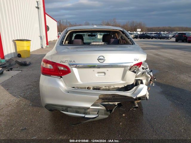 1N4AL3AP5JC264698 Nissan Altima 2.5 Sv