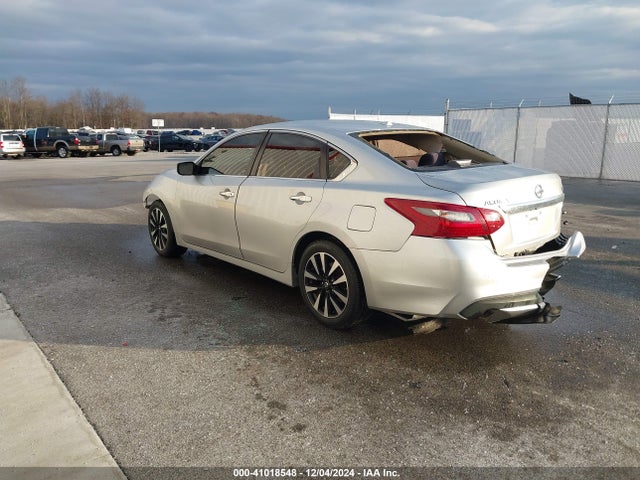 1N4AL3AP5JC264698 Nissan Altima 2.5 Sv