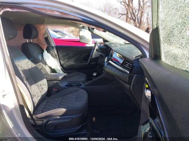 KIA Niro Lxs 2020 KNDCB3LC7L5375146 Image 5