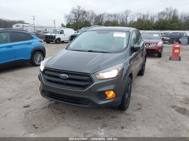 Ford ESCAPE S 2018 1FMCU0F70JUB04211 Image 2