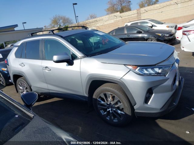 2T3C1RFV7LW063386 Toyota Rav4 Xle Premium