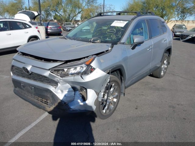 2T3C1RFV7LW063386 Toyota Rav4 Xle Premium