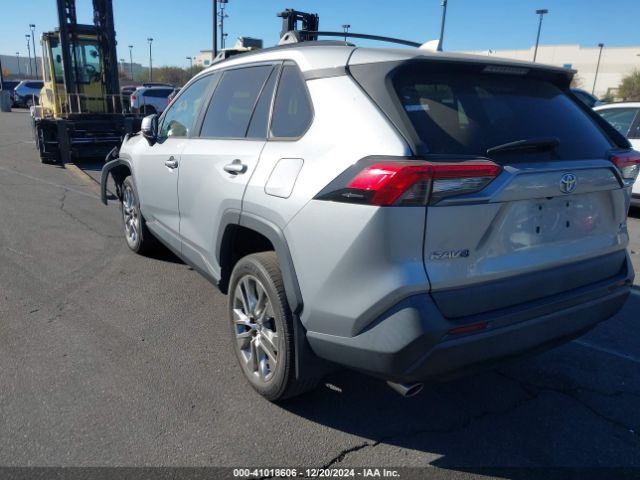 2T3C1RFV7LW063386 Toyota Rav4 Xle Premium