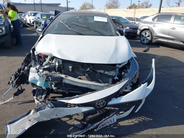 JTND4MBE3M3115827 Toyota COROLLA SE