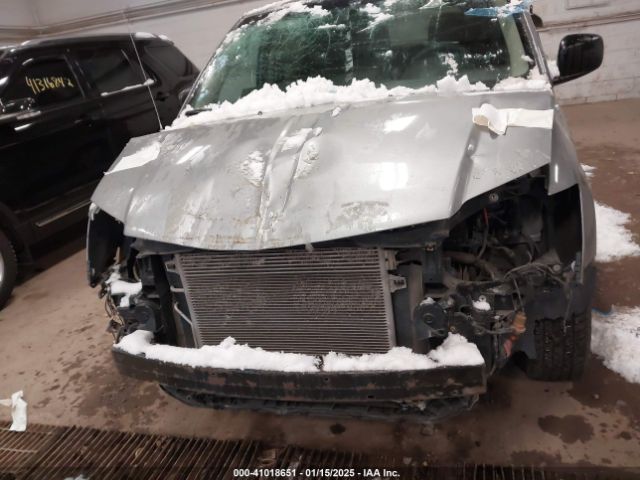 2C4RDGBG1KR798659 Dodge Grand Caravan Se