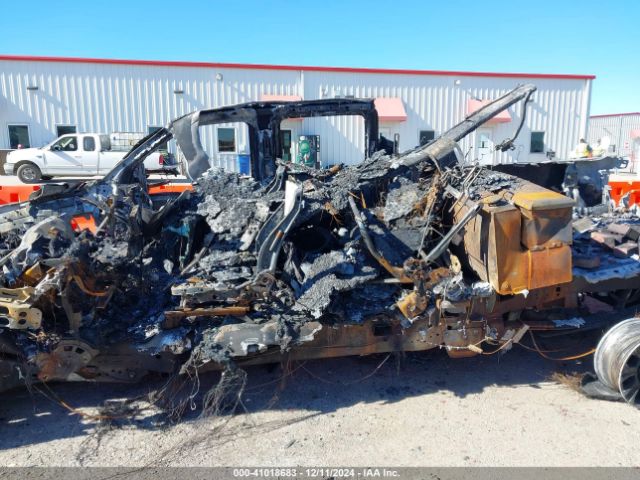 1FT7W2B60KEC78817 Ford F-250 Lariat