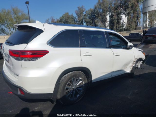 5TDJZRFH9KS731473 Toyota Highlander Xle