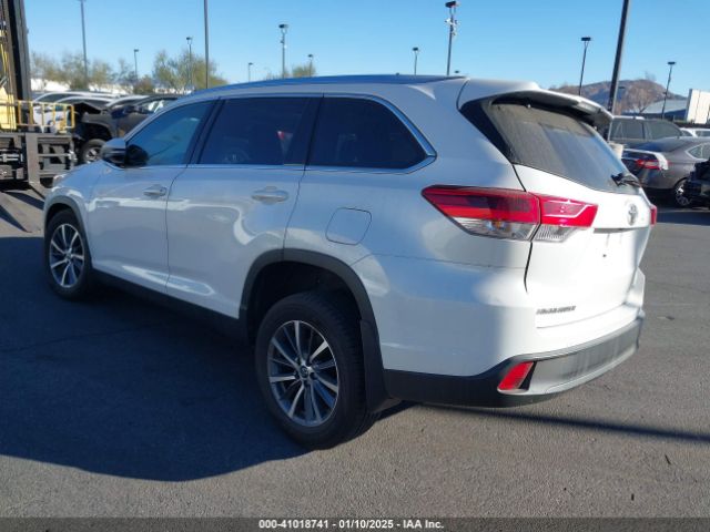 5TDJZRFH9KS731473 Toyota Highlander Xle