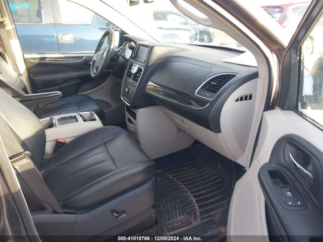 2C4RC1CG3GR306204 Chrysler Town & Country Touring-l