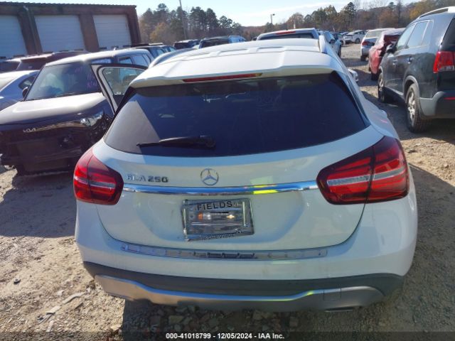 WDCTG4EB8KU011182 Mercedes-Benz GLA 250