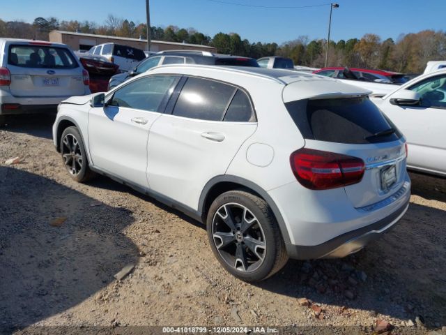 WDCTG4EB8KU011182 Mercedes-Benz GLA 250