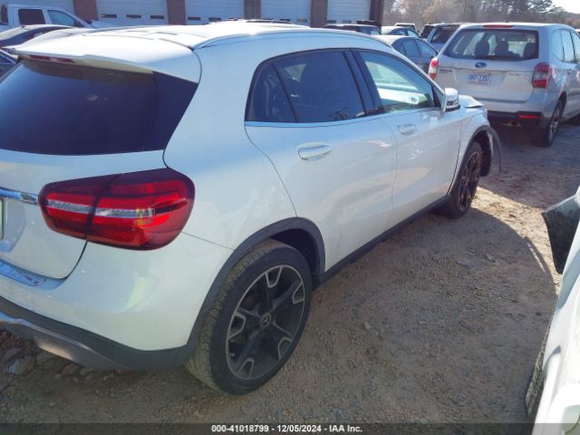 WDCTG4EB8KU011182 Mercedes-Benz GLA 250