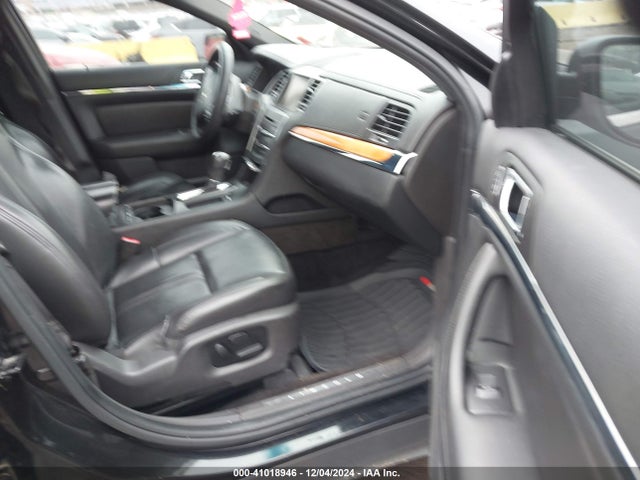 Lincoln MKS 2014 1LNHL9EK6EG600735 Image 5
