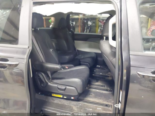 KNDNB4H37P6260070 KIA Carnival Mpv Lx Seat Package