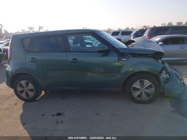 KNDJN2A27E7038177 KIA Soul