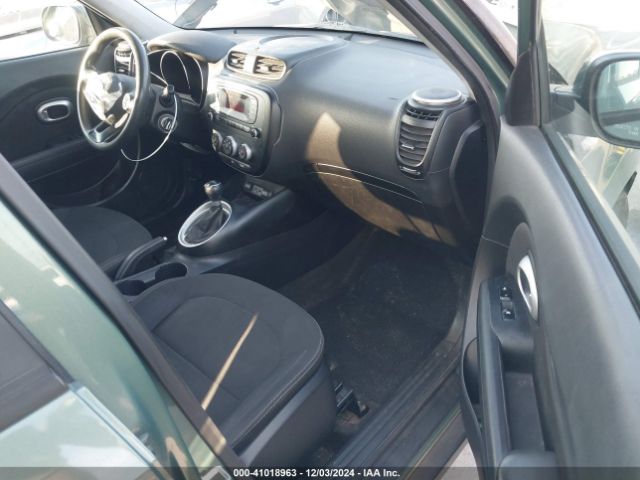KNDJN2A27E7038177 KIA Soul