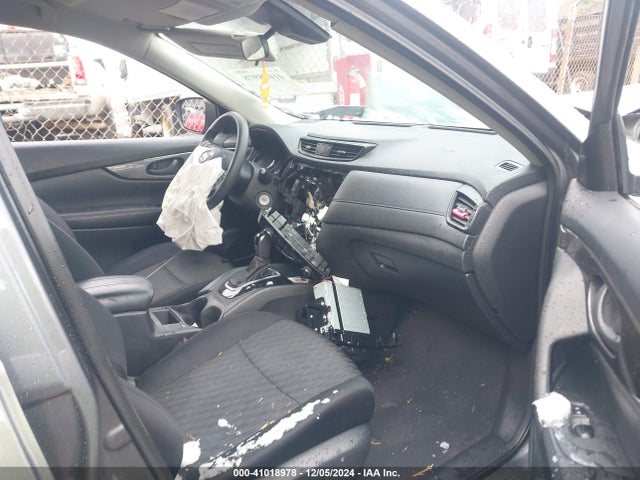 Nissan ROGUE S 2019 5N1AT2MV0KC843710 Image 5
