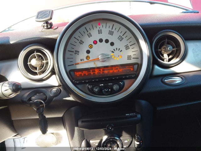 2012 MINI COOPER WMWSU3C59CT543837 Photo 6