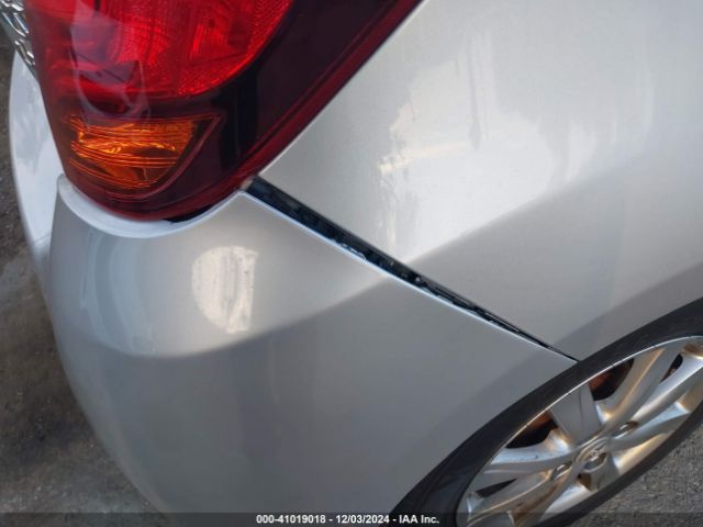 VNKKTUD34GA060743 Toyota YARIS LE