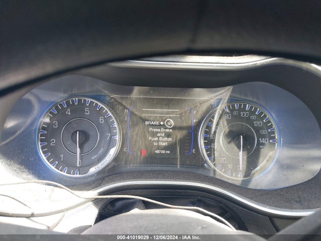 Chrysler 200 Limited 2015 1C3CCCAB8FN751241 Image 7