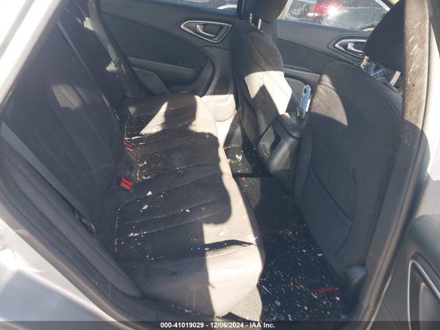 Chrysler 200 Limited 2015 1C3CCCAB8FN751241 Image 8