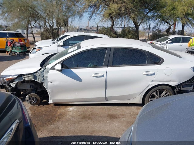 KIA Forte Lxs 2024 3KPF24AD1RE823019 Image 15