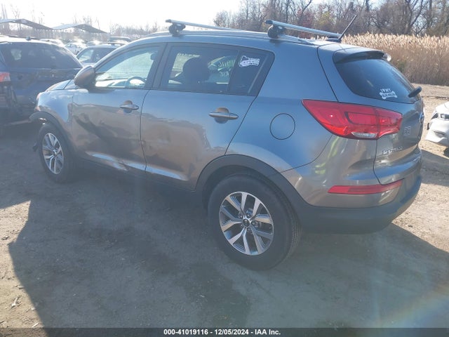 KIA Sportage Lx 2015 KNDPBCACXF7723325 Image 3