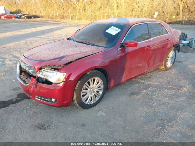 2C3CCARG1EH229496 Chrysler 300
