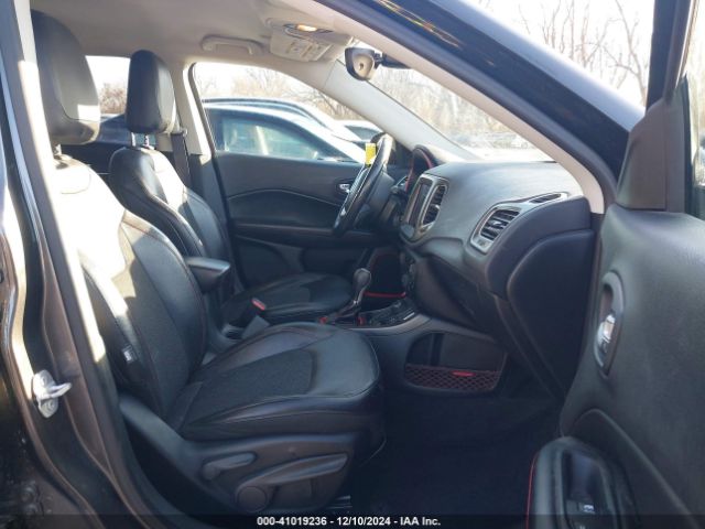 3C4NJDDB3JT201126 Jeep Compass Trailhawk 4x4