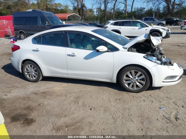 KNAFX4A84F5386156 KIA FORTE EX