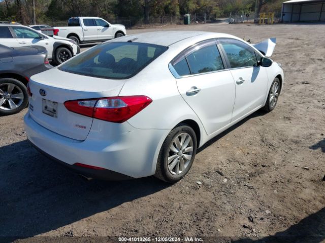 KNAFX4A84F5386156 KIA FORTE EX