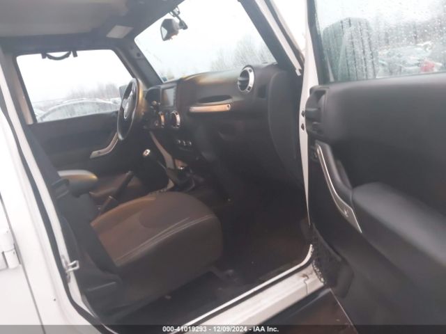 1C4BJWFG6FL629685 Jeep Wrangler Unlimited Rubicon