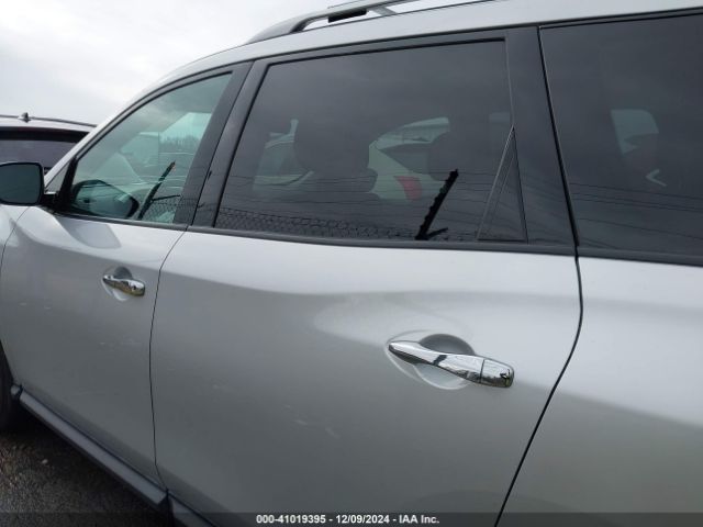 5N1DR2MN7HC622433 Nissan Pathfinder S