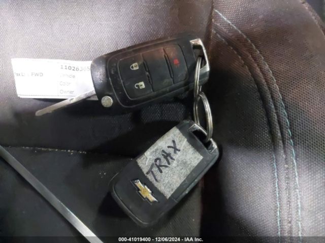 KL7CJKSB6FB113725 Chevrolet Trax 1ls