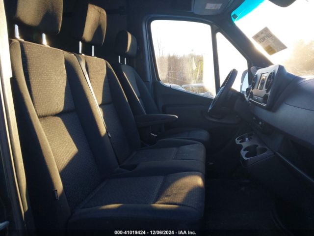 2019 MERCEDES-BENZ SPRINTER 2500 WD3PF1CD2KP089477 Photo 4