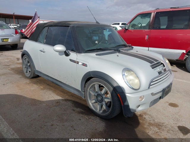 2008 MINI COOPER S WMWRH33578TU81686 Photo 0