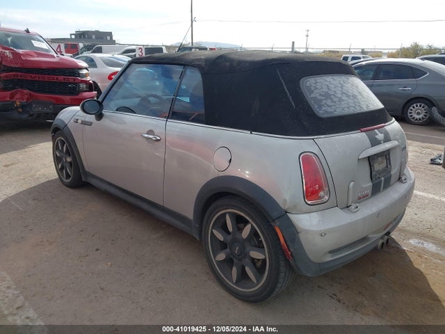 2008 MINI COOPER S WMWRH33578TU81686 Photo 2