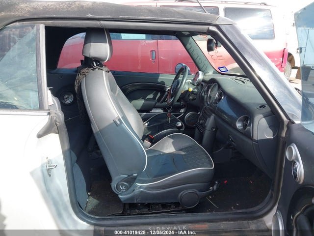 2008 MINI COOPER S WMWRH33578TU81686 Photo 4