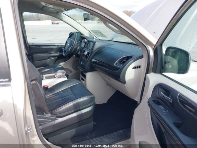 2014 CHRYSLER TOWN & COUNTRY 2C4RC1BG0ER211162 Photo 4
